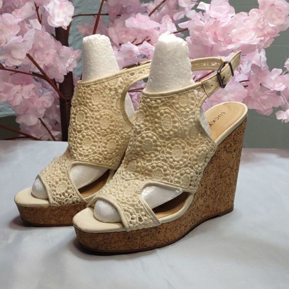 Lucky Brand Raziah Cork Wedges Cream Crochet -Never Worn- Sz‎ 8.5M/